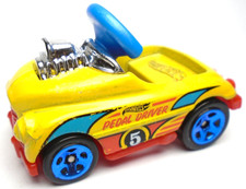 2019 HOT WHEELS PEDAL DRIVER