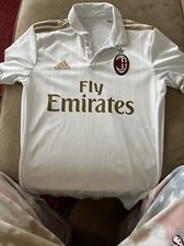 AC Milan 2016/2017 Away Kit