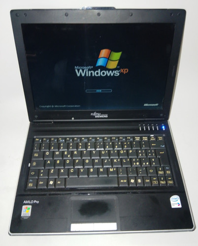 Fujitsu amilo v3205 notebook - fujitsu,