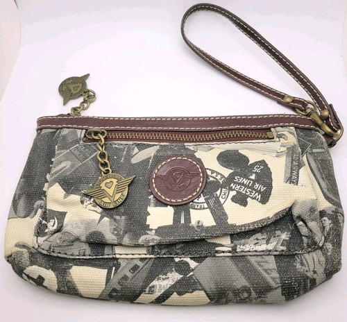 Sydney love airline wristlet - love,