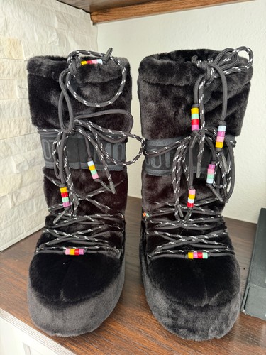 Moon boot icon faux - moon,