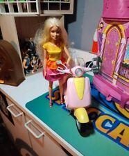 Vespa Barbie in buone condizioni con bambolina