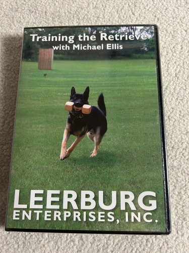 Dog training the retrieve - dog, w