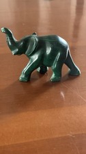 Elefante in malachite scolpita