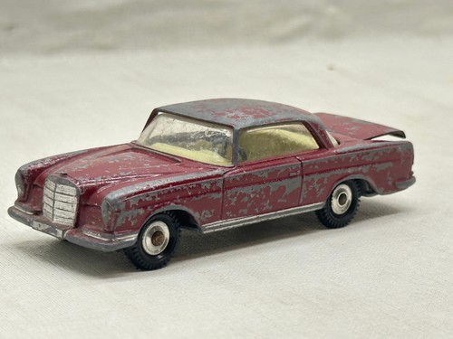 Corgi toys mercedes benz - benz, 220