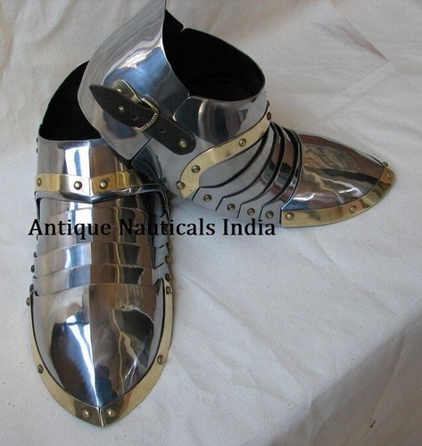 Scarpe armatura medievale - , in