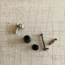 TIRA CATENA POMPA OLIO E SUPPORTI PER MOTOSEGA STIHL MS 17O ricambi usati