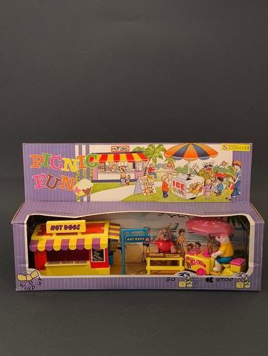 Giocattolo vintage picnic fun - vintage,