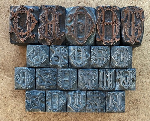 Konvolut monogramme initiale - monogramme,