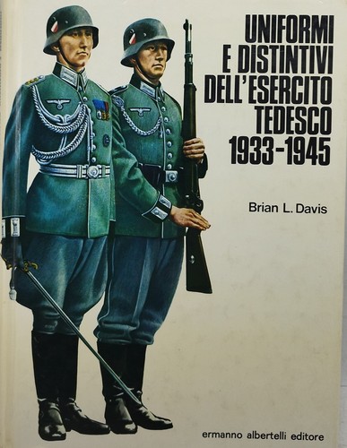 Uniformi distintivi - e,