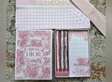 set regalo DIOR con matite e carta