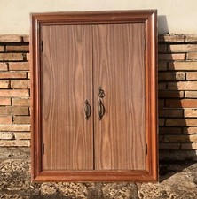 Armadio a muro a due ante in legno rivestito formica radica vintage con telaio