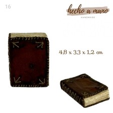 Libro miniatura cuero