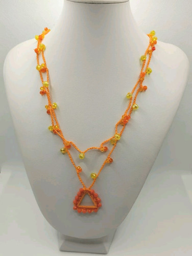 Collana uncinetto arancio con - arancio,