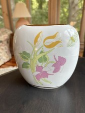 Vaso ovale in porcellana