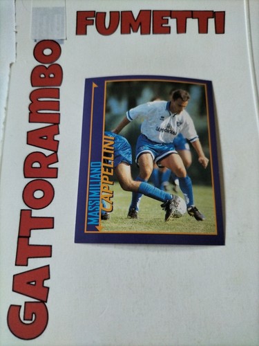 Figurine kick off - kick,