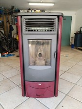 Stufa A Pellet “MONIA” rossa 8.5 KW usata in perfette condizioni.