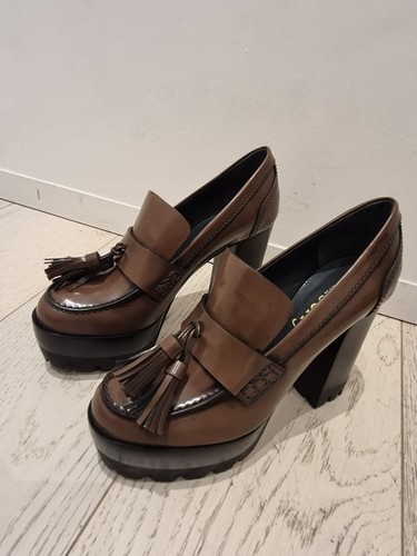 Mocassino con tacco alto