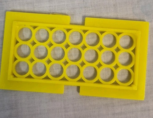 Reticolo base tavolo - , bambola