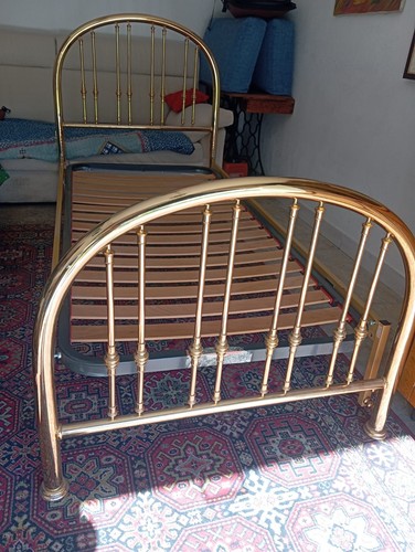 Letto cantori una piazza - una,