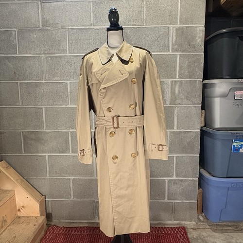 Burberry men khaki trench - burberry,
