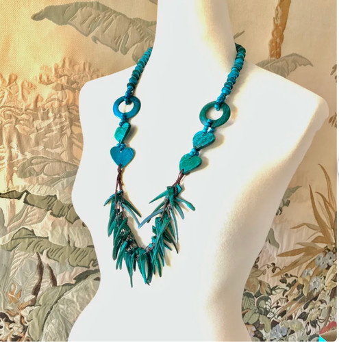 Collana cuore lunga legno - , di