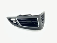 BOCCHETTA ARIA CRUSCOTTO DX PER FORD Focus S. Wagon 6° Serie 1751130 (15>18)