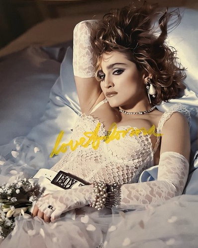 Madonna foto firmata - , con