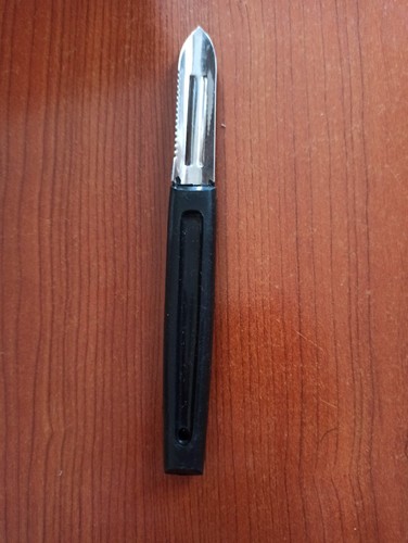 Pelapatate generico