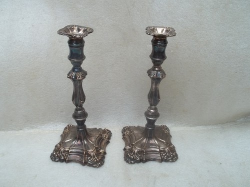 Antico candelabro vittoriano