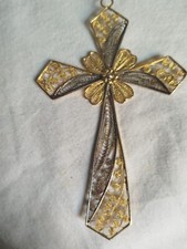 crocifisso in filigrana