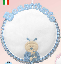 FIOCCO NASCITA COCCARDA FUORI PORTA RICAMARE PUNTO CROCE COCCINELLA BENARRIVATO