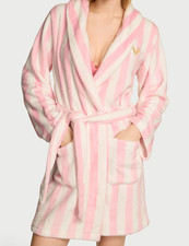 VICTORIA'S SECRET ACCOGLIENTE
