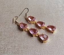 Orecchini pendenti fatti a