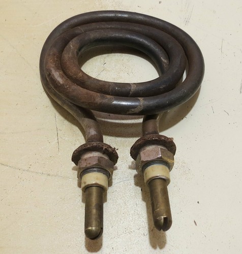 Vecchia resistenza 220 volt - vecchia,