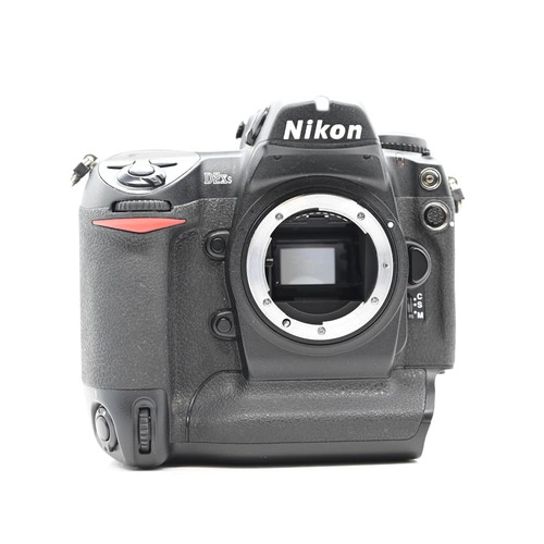 Nikon d2xs 4mp digital slr - d2xs,
