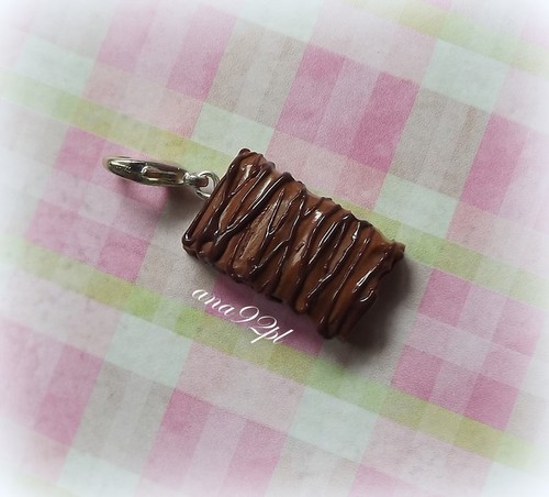 Ciondolo charm cioccolato