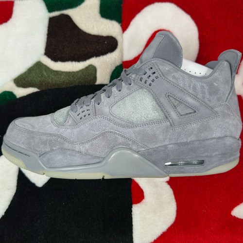 Air jordan retro - 4, kaws