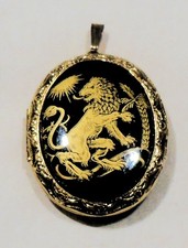 Ciondolo medaglione leone