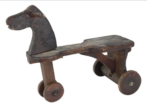 Antico triciclo cavallo in - triciclo, a