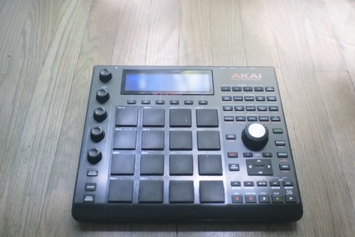 Akai mpc studio controller pad - studio,