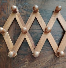 Appendiabiti vintage da parete,estensibile, in legno