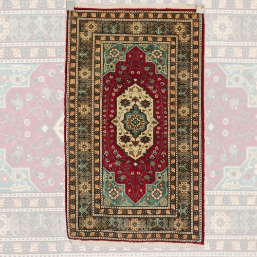 Tappeto vintage orientale