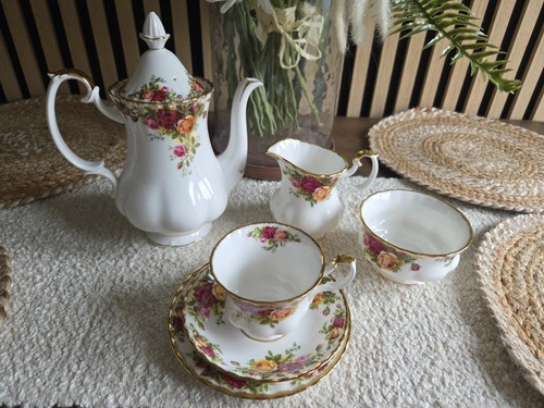 Royal albert old country - royal, roses