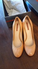 Prada décolleté vernice