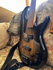 Basso Elettrico 4 Corde