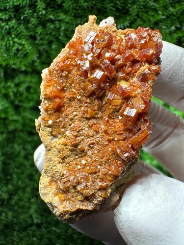 Magnifica vanadinite con - vanadinite,