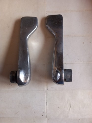 Coppia apriporta maniglie