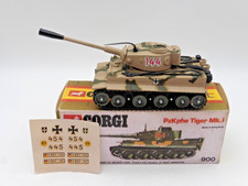 * Corgi n. Carro armato 900 /