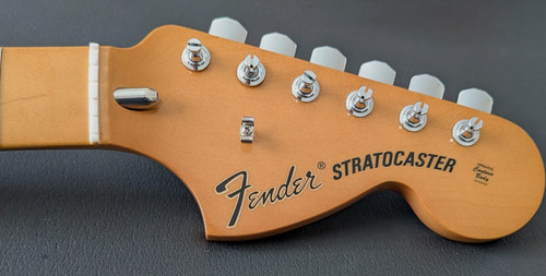 Fender vintera stratocaster - fender,